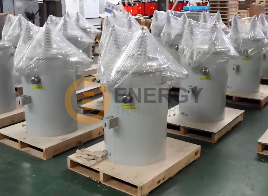 25 kVA single-phase overhead transformer, oil-filled and pole-mounted – Energy Transformer factory-direct unit for utility supply in the US, Latin America, and Spanish-speaking regions